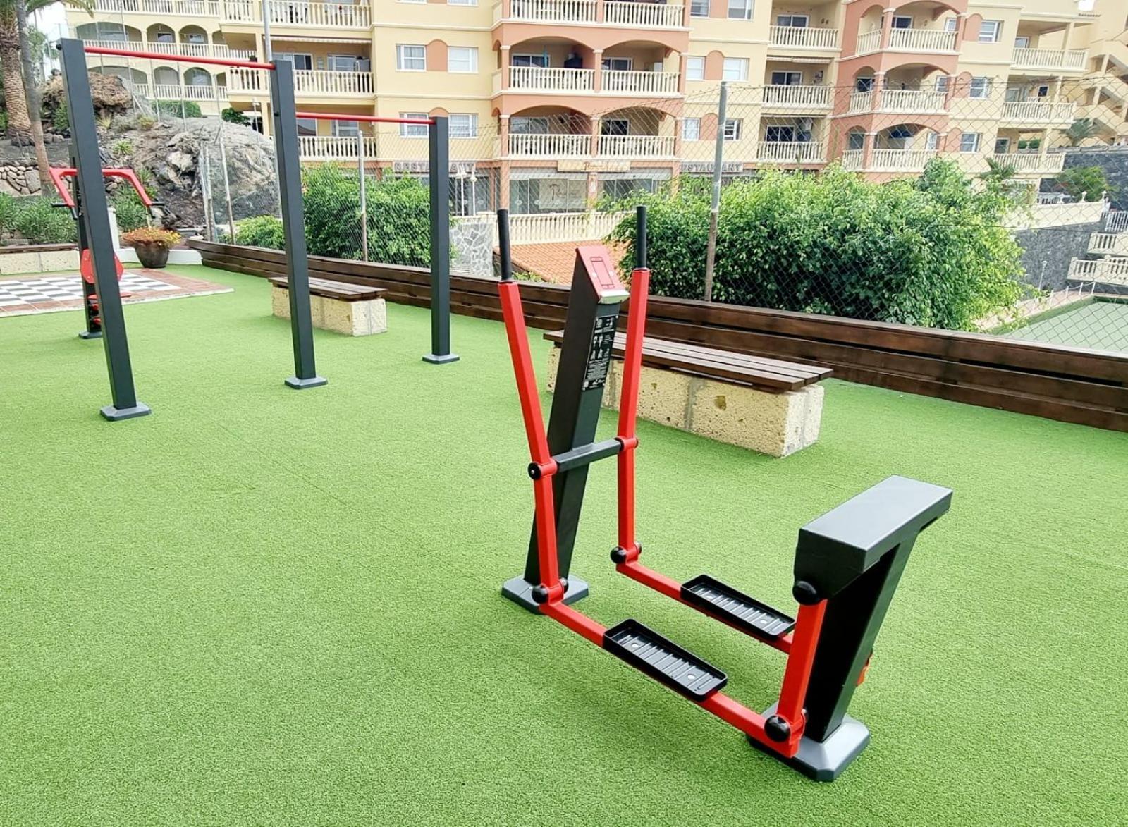 Apartamento Royal Park Albatros ซานมิเกลเดียโบนา ภายนอก รูปภาพ