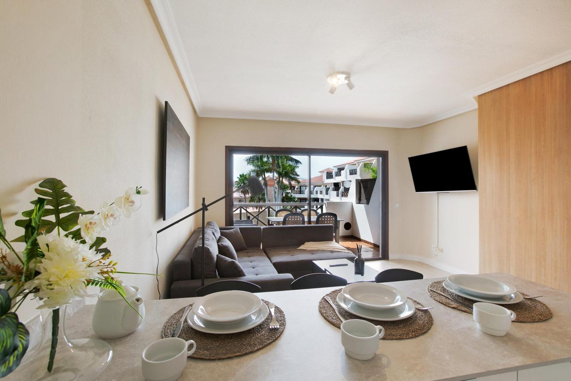 Apartamento Royal Park Albatros ซานมิเกลเดียโบนา ภายนอก รูปภาพ
